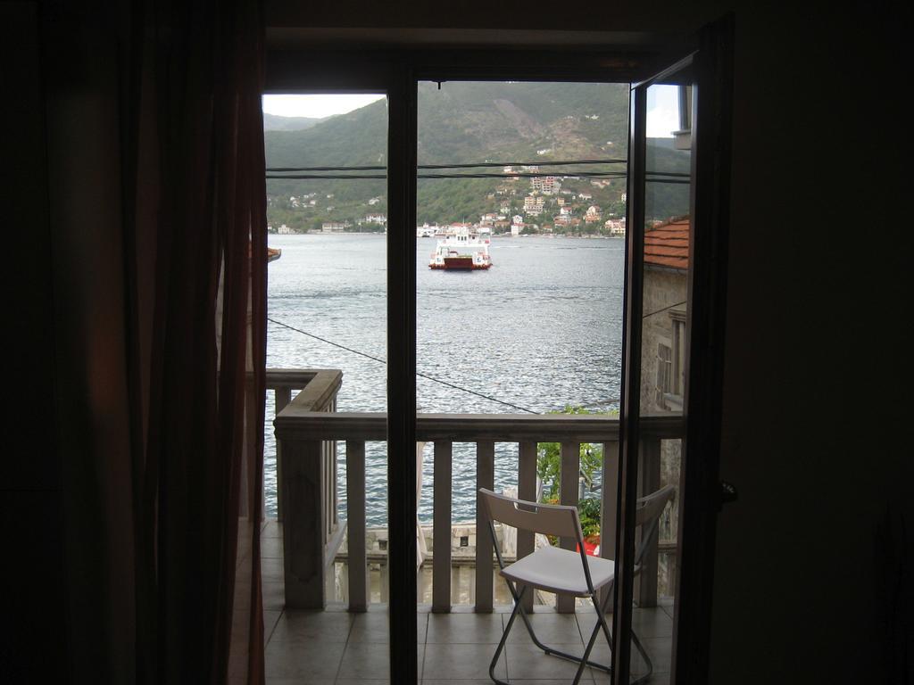 Apartment Aleksandar Tivat Exterior foto